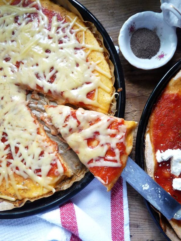 Kukuruzna pizza - tijesto sa žutom, bogatom palentom! Elastično, mekano a ipak rustično, nadjeveno vašim omiljenim nadjevom, zadovoljit će i najzahtjevnije!